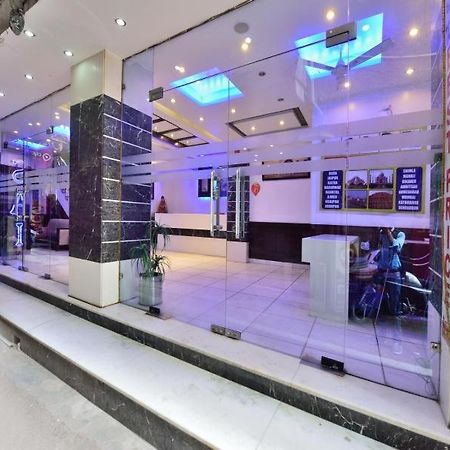 Hotel Sai International ニューデリー エクステリア 写真