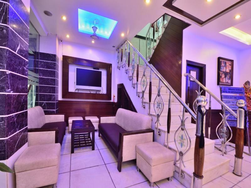 Hotel Sai International ニューデリー エクステリア 写真