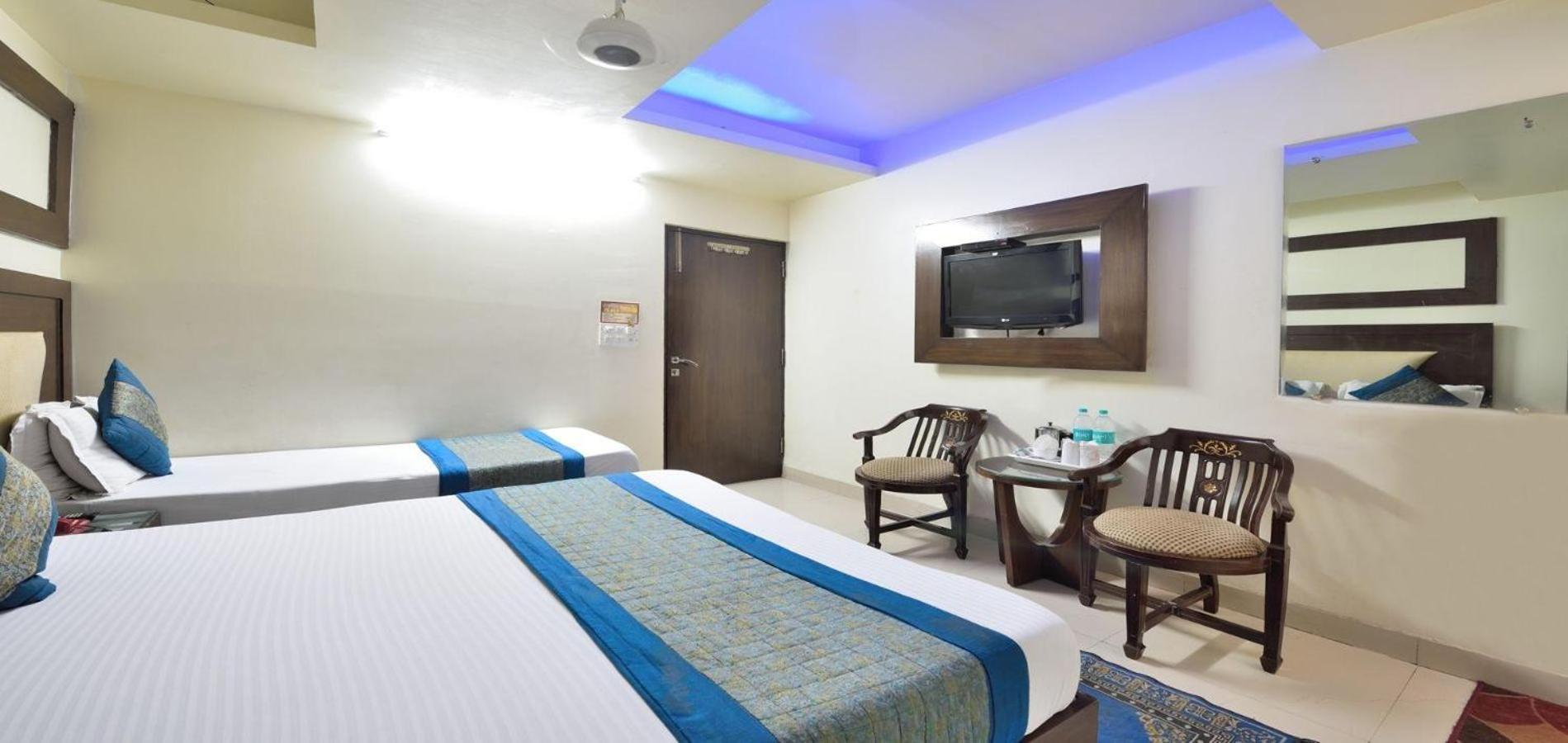 Hotel Sai International ニューデリー エクステリア 写真